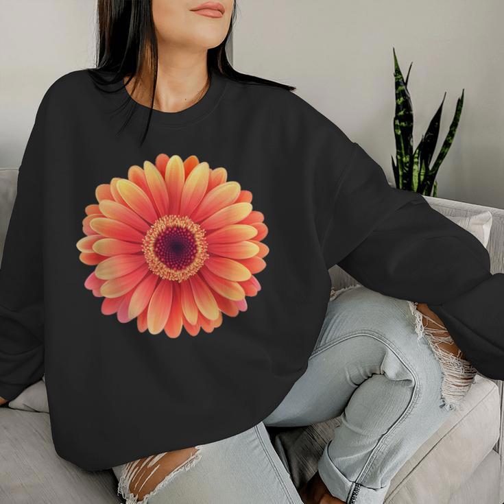 開花期のハンサムなガーベラの花 レディーススウェットシャツ 彼女への贈り物