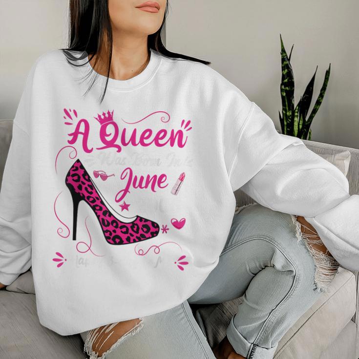 20歳の誕生日 ハイヒール A Queen Was Born In 2006 レディーススウェットシャツ 彼女への贈り物