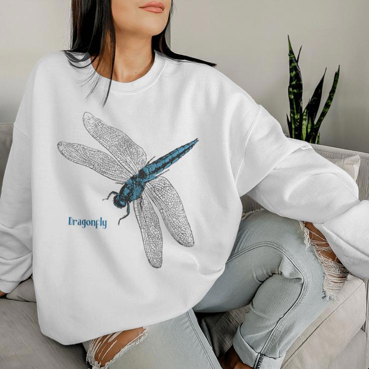 トンボ 蜻蛉 蜻蜓 大きい Dragonfly レトロ 虫 昆虫 イラスト かっこいい おしゃれ トンボ好き トンボ柄 レディーススウェットシャツ 彼女への贈り物
