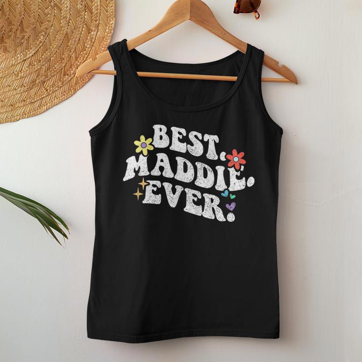 Retro Groovy Best Maddie Ever ファーストネーム 母の日 女の子 レディースタンクトップ 面白い贈り物