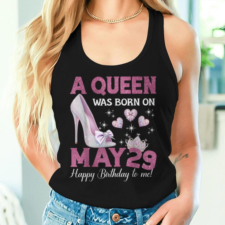 A Queen Was Born On 5月29日 ガーリー 誕生日 クイーン レディースタンクトップ 彼女への贈り物