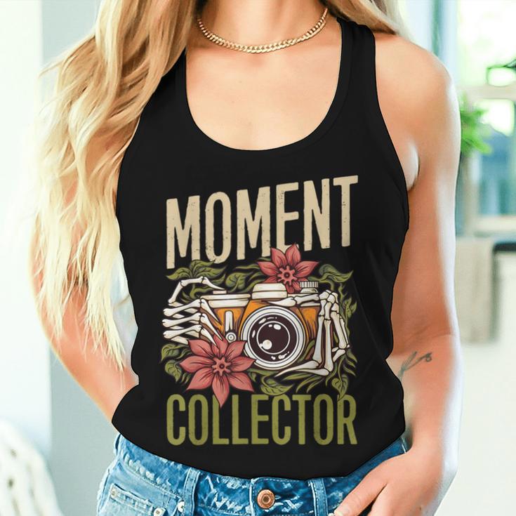 Moment Collector カメラマン カメラ メンズ レディース 写真 レディースタンクトップ 彼女への贈り物
