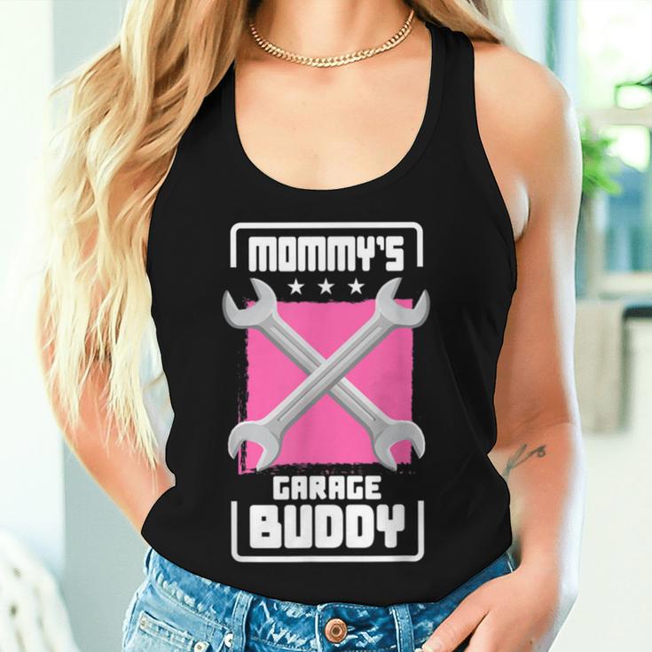 Mommy Garage Buddy 車愛好家 メカニック 自動車修理 レディースタンクトップ 彼女への贈り物