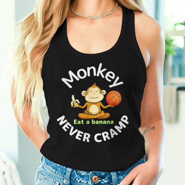 Monkey Never Cramp Eat A Banana Basketball レディースタンクトップ 彼女への贈り物