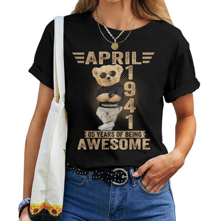 4月 85歳の誕生日 男性 女性 1941 素晴らしいテディベア レディースTシャツ