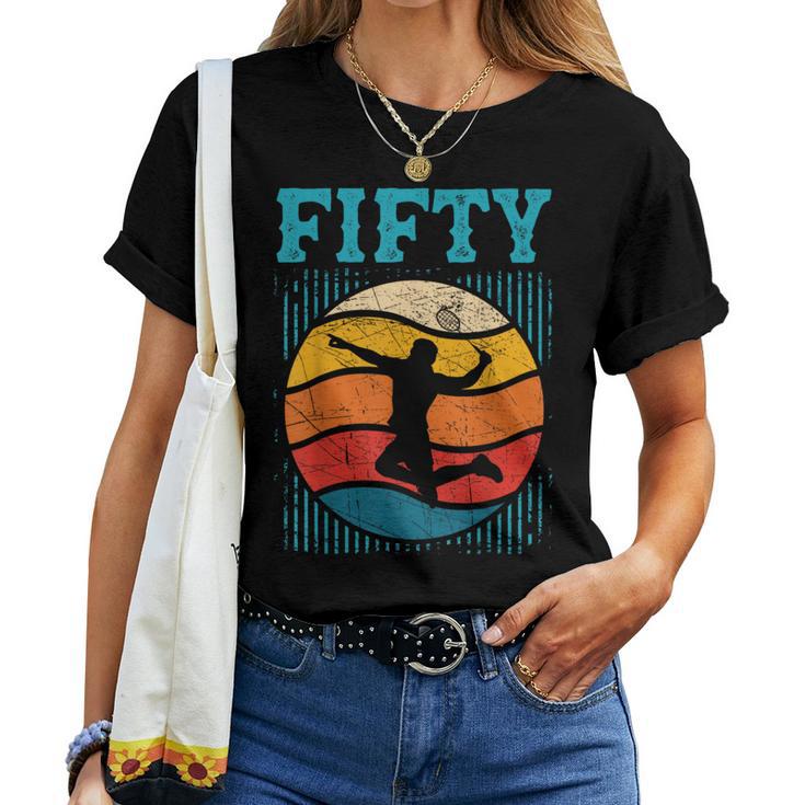 50歳の誕生日 レトロ バドミントン 50歳 男性 女性 レディースTシャツ