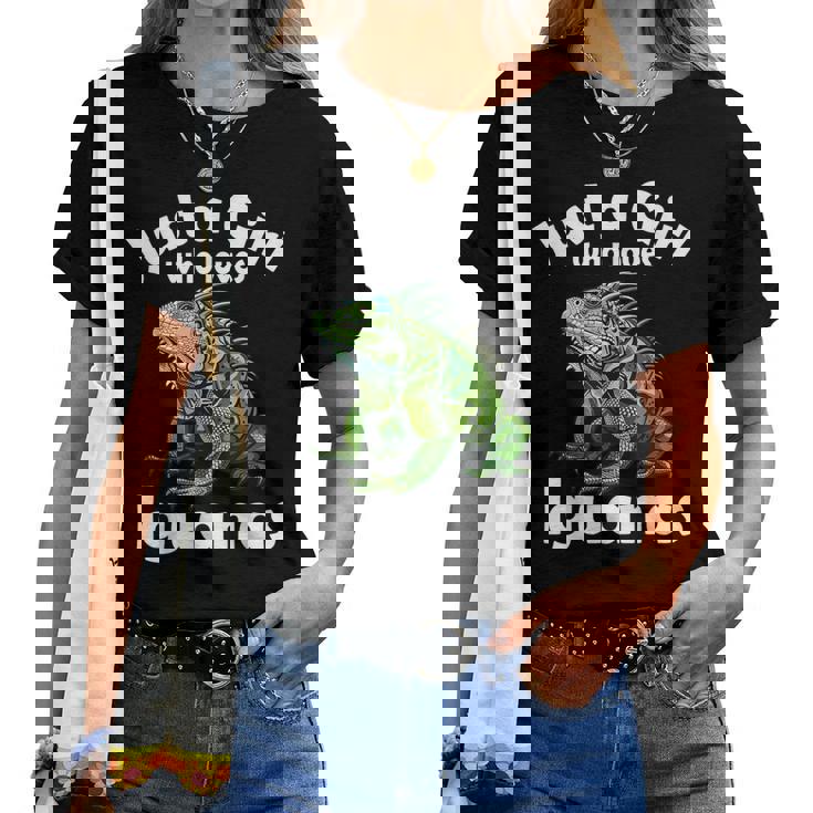 Just A Girl Who Loves イグアナ レディースTシャツ