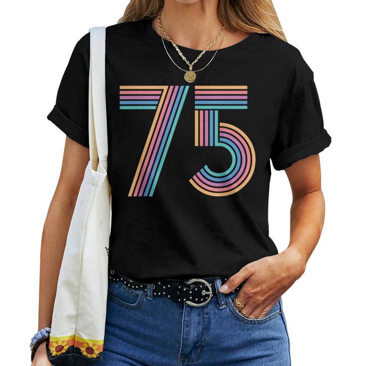 ナンバー 75 七五周年 男性 女性 75歳の誕生日 レディースTシャツ