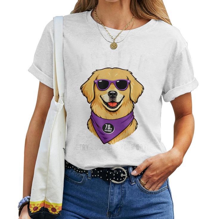 古希祝い 犬 ゴールデン レトリバー サングラス 父 男性 女性 母 犬好き 70歳 おもしろ レディースTシャツ
