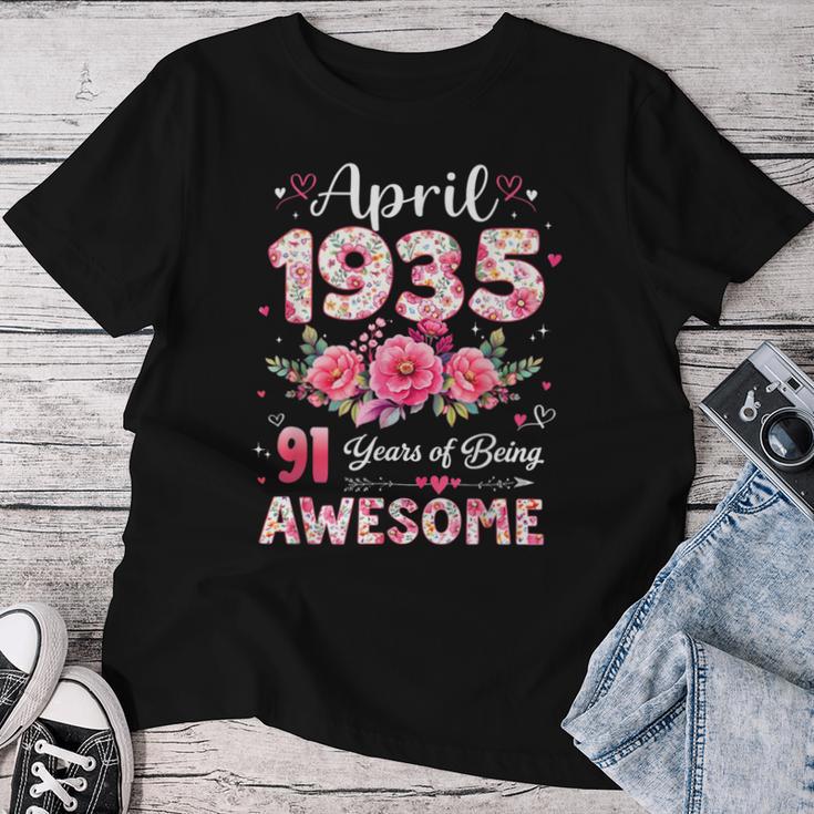 91歳 1935年4月 花柄 91歳 誕生日 男性 女性 レディースTシャツ 面白い贈り物