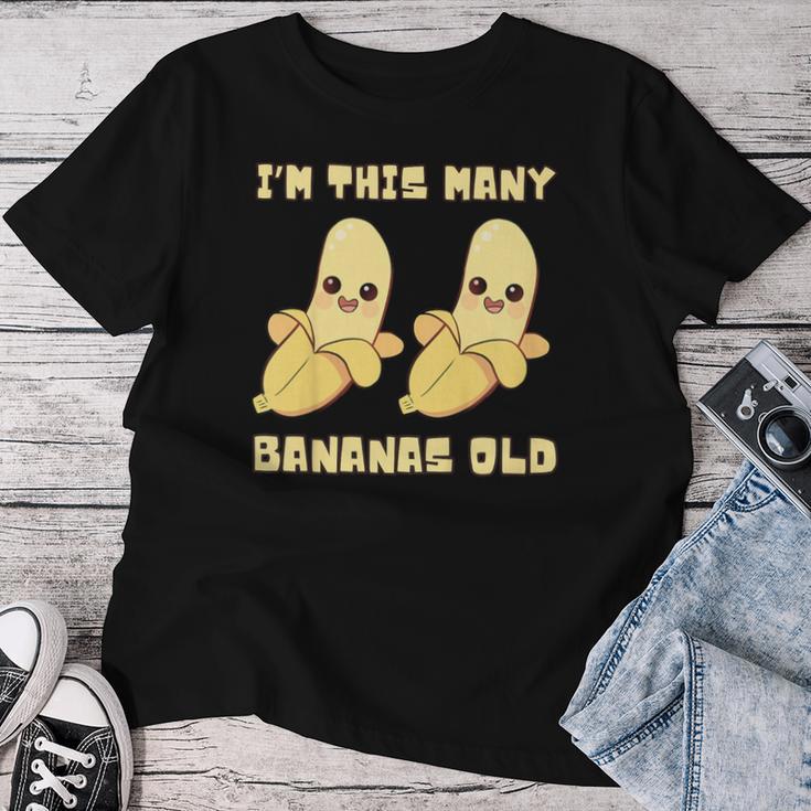 I'm This Many Bananas Old バナナ 2歳の誕生日 2歳 レディースTシャツ 面白い贈り物