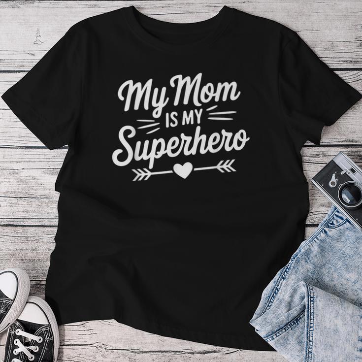 My Mom Is Myuperhero Proud Family Daughteron レディースTシャツ 面白い贈り物