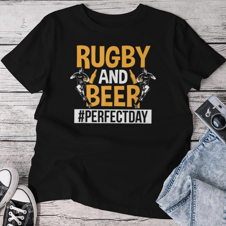 Rugby And Beer Festa Perfetta Per Rugby Rugby Papà Maglietta da donna Regalos divertidos