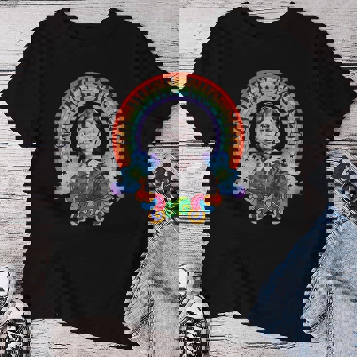 フローレンス・ナイチンゲール Groovy Nurse Go With Flo レトロレインボー レディースTシャツ 面白い贈り物