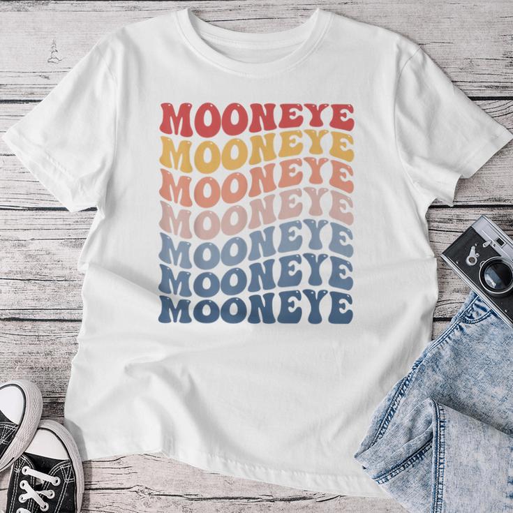 Mooneye Groovy レトロフィッシュ レディースTシャツ 面白い贈り物