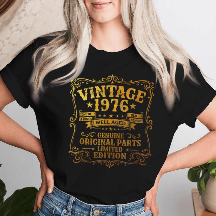 50歳 誕生日 男性女性intage 1976年1976年生まれ レトロデザインブランド レディースTシャツ 彼女への贈り物