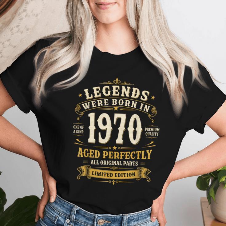 56歳 誕生日 男性女性intage 1970年1970年生まれ レトロデザインブランド レディースTシャツ 彼女への贈り物