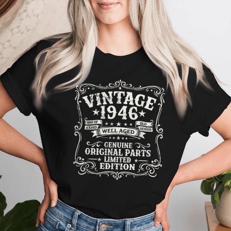80歳 誕生日 男性女性intage 1946年1946年生まれ レトロデザインブランド レディースTシャツ 彼女への贈り物
