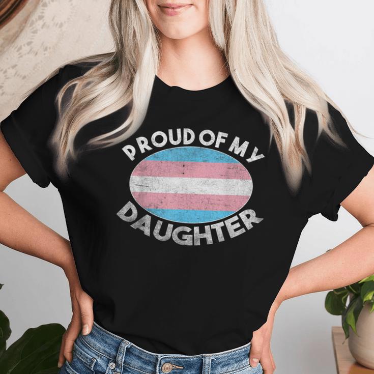 Lgbt お父さん 母 誇り Of My Transgender Daughter Transpride レディースTシャツ 彼女への贈り物