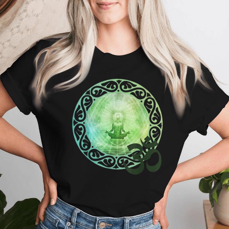 Mandala Namaste スピリチュアルブッダ ファッション服セット グリーン レディースTシャツ 彼女への贈り物