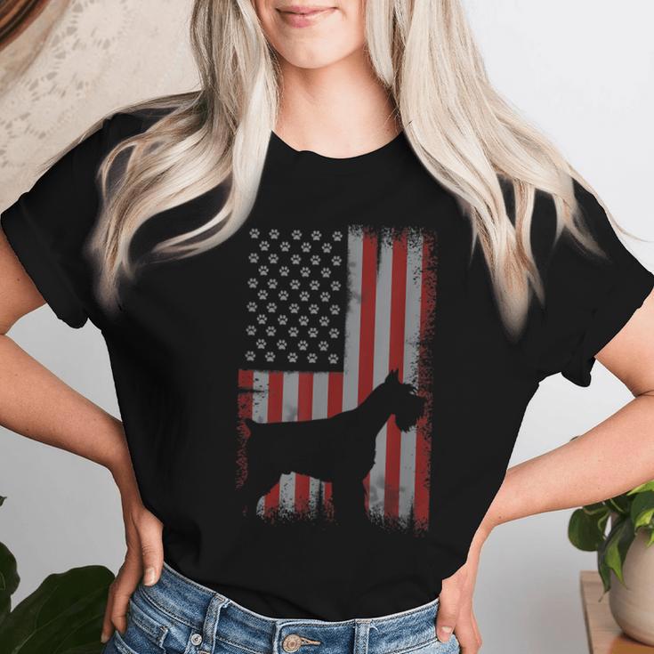 愛国的 アメリカ国旗 シュナウザー 恋人 ギフト 男性 女性 犬 レディースTシャツ 彼女への贈り物
