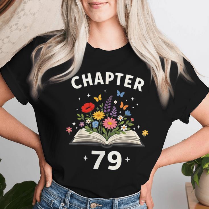 第79章 79歳 誕生日 お祝い 花本 レディースTシャツ 彼女への贈り物
