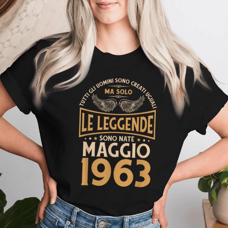 誕生日 男性 ギフト 女性 レジェンド 1963年5月 レディースTシャツ 彼女への贈り物