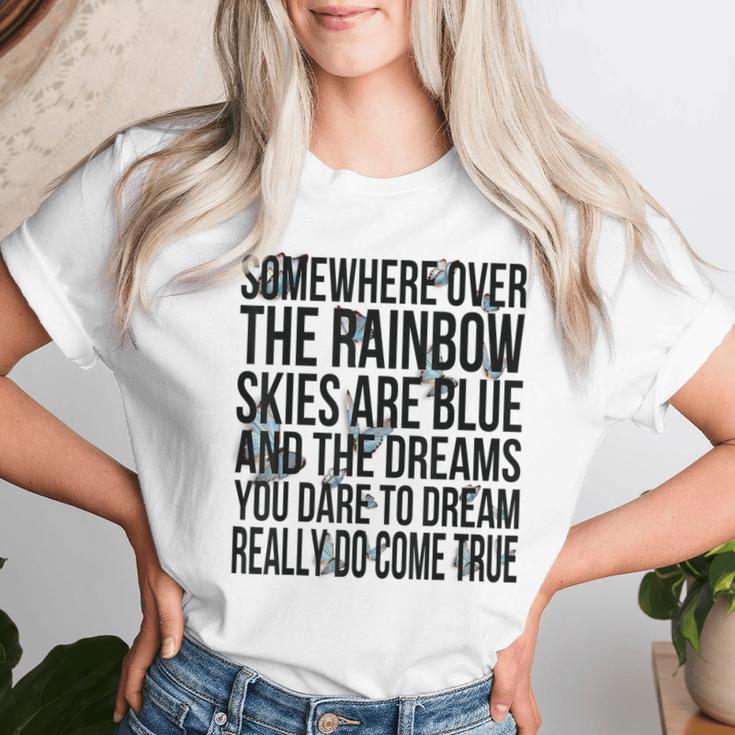 Somewhere Over The Rainbow-メンズ レディース キッズ バタフライ レディースTシャツ 彼女への贈り物