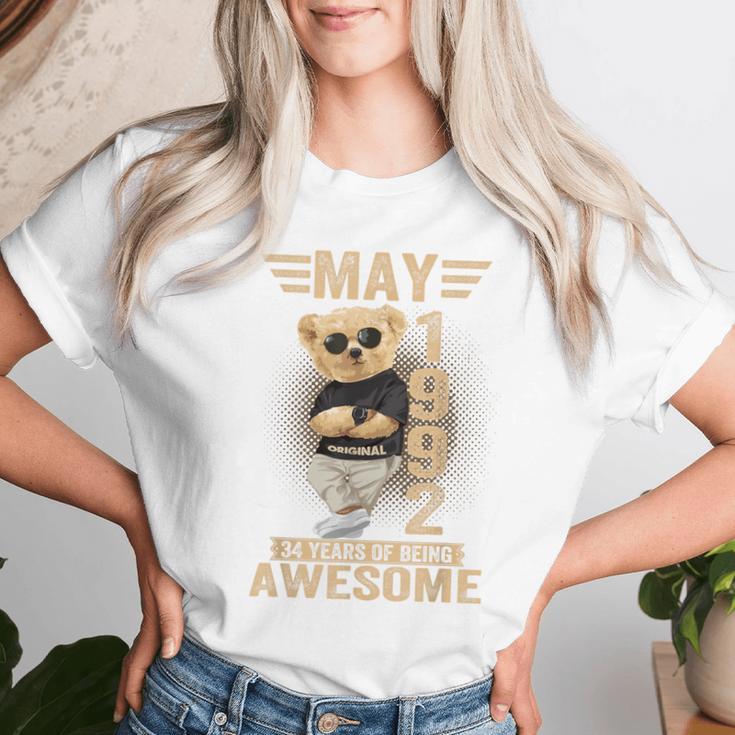 オンバック 5月34日 誕生日 男性 女性 1992 テディベア レディースTシャツ 彼女への贈り物