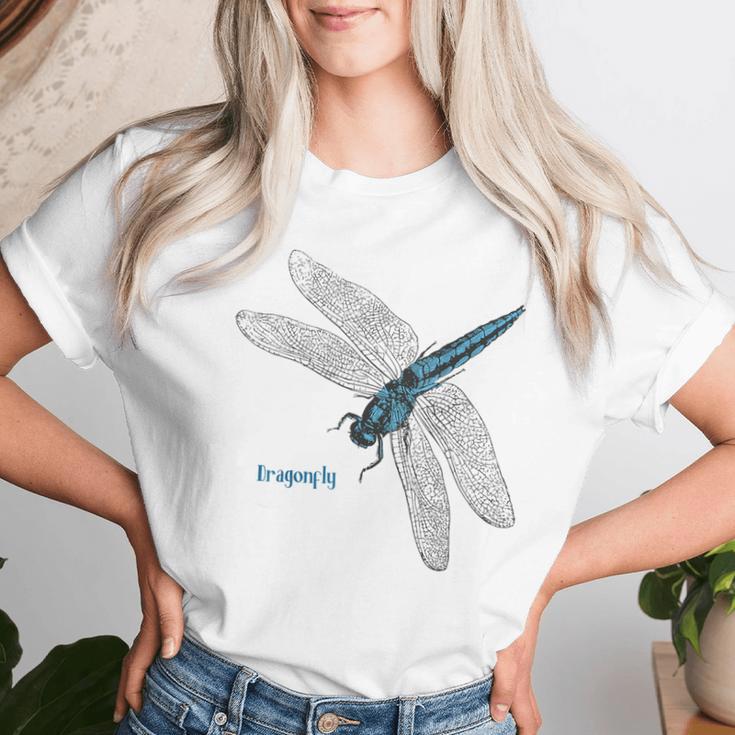 トンボ 蜻蛉 蜻蜓 大きい Dragonfly レトロ 虫 昆虫 イラスト かっこいい おしゃれ トンボ好き トンボ柄 レディースTシャツ 彼女への贈り物