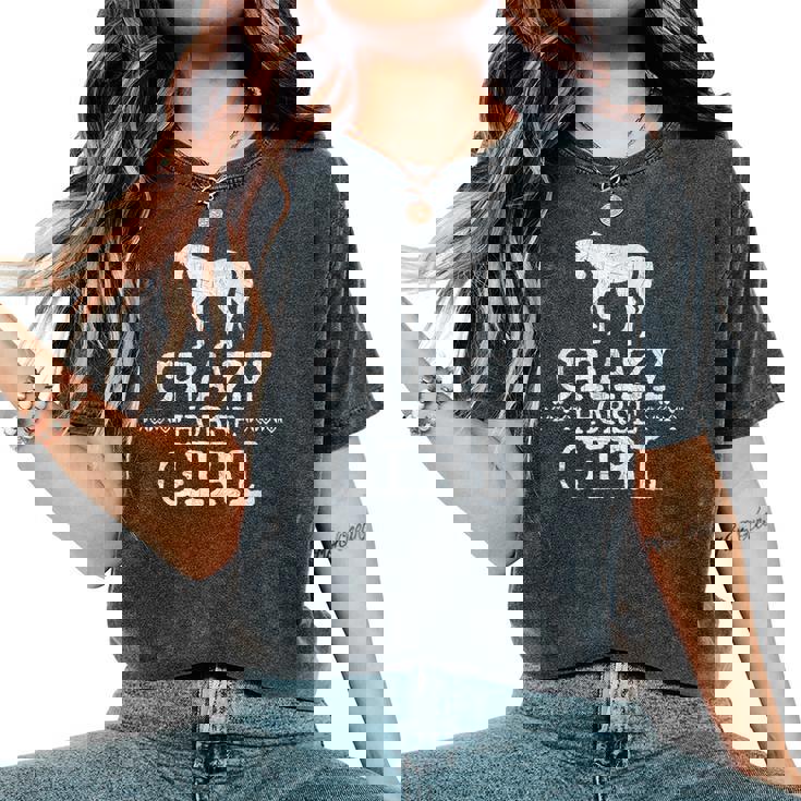 Crazy Horse Girl 、ストレスを感じたエクエストリアン愛好家へのギフト レディースオーバーサイズコンフォートTシャツ