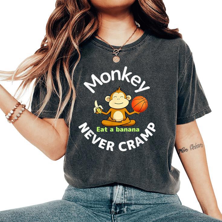 Monkey Never Cramp Eat A Banana Basketball レディースオーバーサイズコンフォートTシャツ
