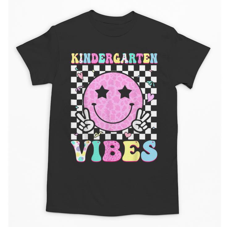 Kindergarten Vibes Groovy Back To School Kinder Girls Kids Unisex T-Shirt
