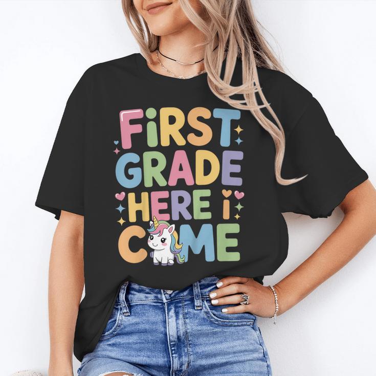 First Grade Here I Come Unicorn Back To School Unisex T-Shirt First Grade Here I Come Unicorn Back To School Unisex T-Shirt