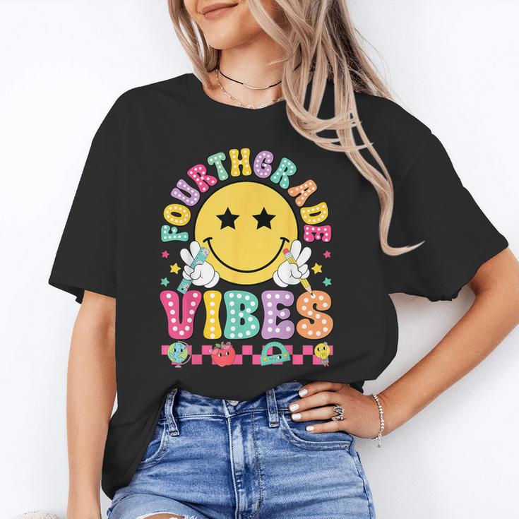 Fourth Grade Vibes Smile Face Back To School Boys Girls Kids Unisex T-Shirt