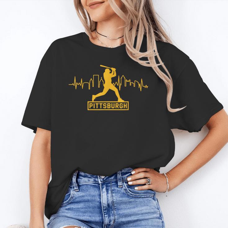 Pittsburgh Lovers Skyline Retro Baseball Heartbeat Men Women Unisex T-Shirt Pittsburgh Lovers Skyline Retro Baseball Heartbeat Men Women Unisex T-Shirt