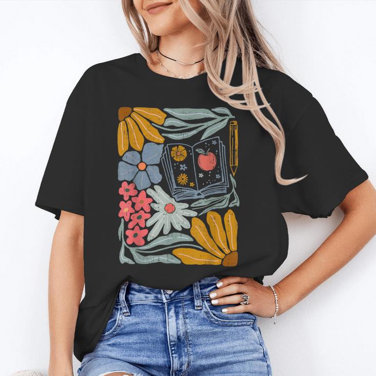 Retro Boho Flower Floral Back To School First Day Of School Unisex T-Shirt Retro Boho Flower Floral Back To School First Day Of School Unisex T-Shirt