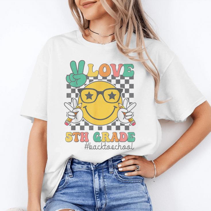 Peace Love 5th Grade Cute Smile Face Back To School Girls Unisex T-Shirt