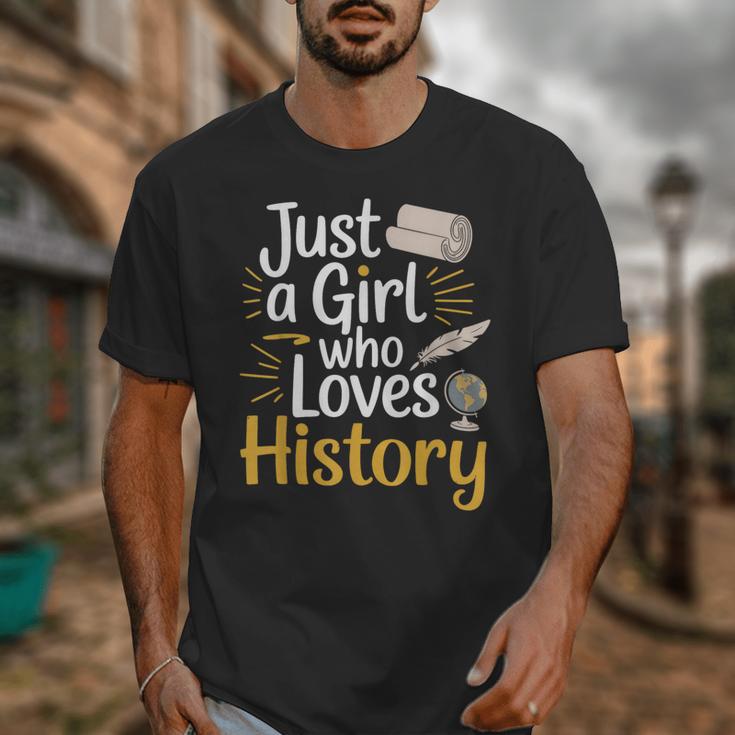 Just a Girl Who Loves History Cute Back To School Kids Girls Unisex T-Shirt Just a Girl Who Loves History Cute Back To School Kids Girls Unisex T-Shirt