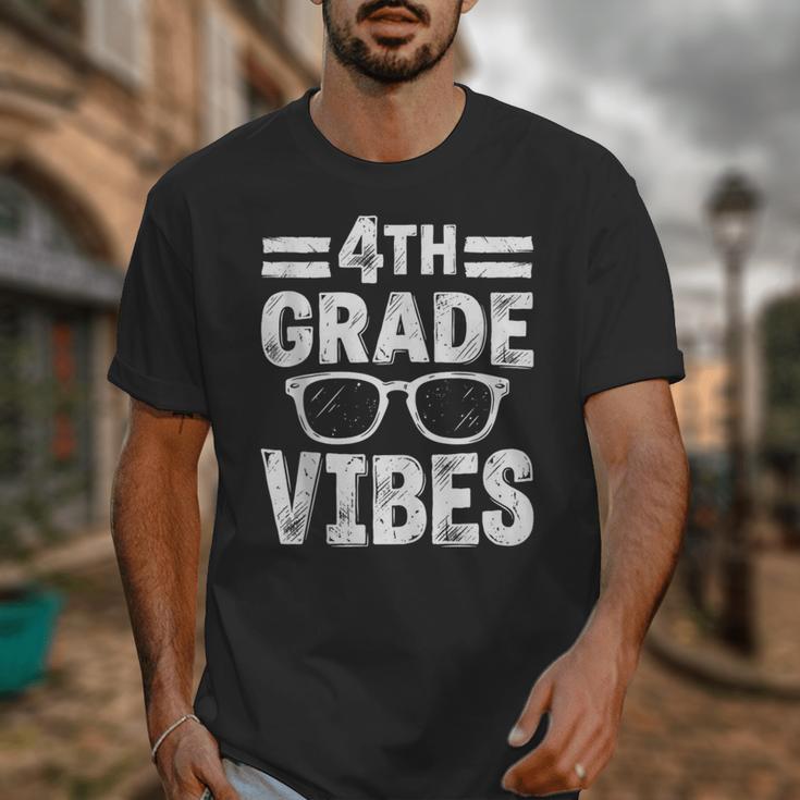 Vintage Fourth 4TH Grade Vibes Back To School First Day Kids Unisex T-Shirt Vintage Fourth 4TH Grade Vibes Back To School First Day Kids Unisex T-Shirt