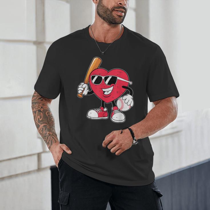 Heart Play Baseball Valentine's Day Teens Boys Girls Kids Unisex T-Shirt