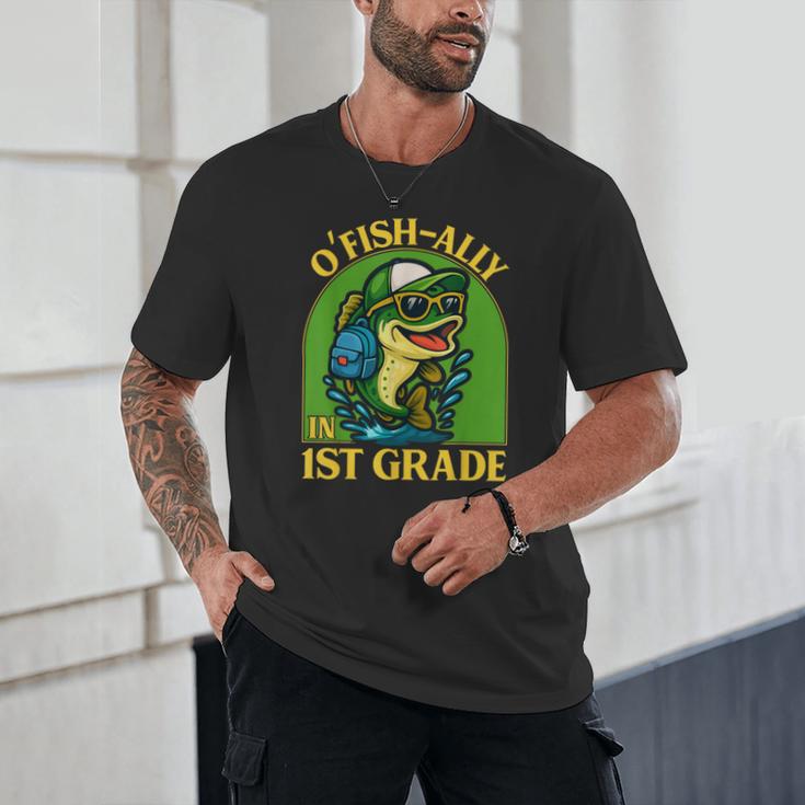 O-Fish-Ally In 1st Grade Back To School Fish Unisex T-Shirt