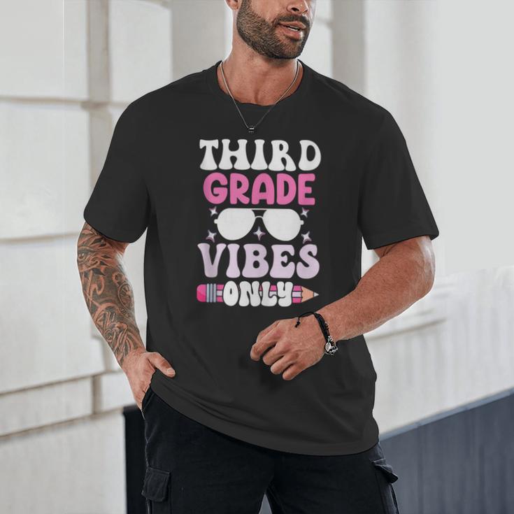 Third Grade 3rd Vibes Only Back To School Student Girl Unisex T-Shirt