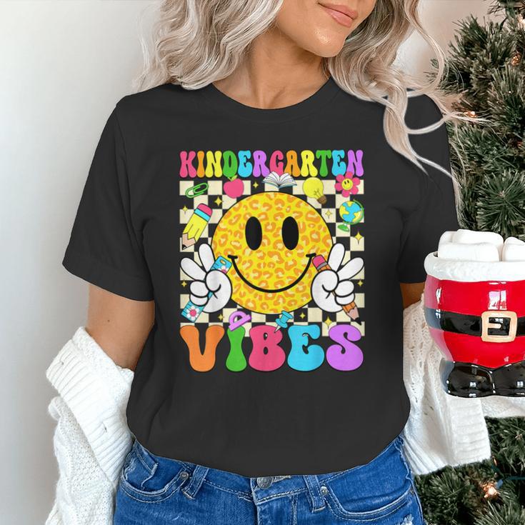 Kindergarten Vibes Smile Face Back To School Kinder Girl Kid Unisex T-Shirt