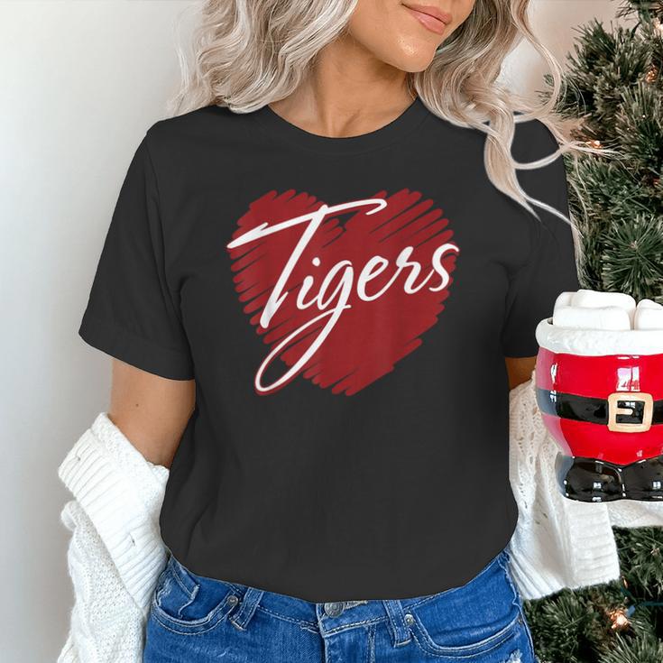 Tigers Heart Back To School Spirit M Unisex T-Shirt
