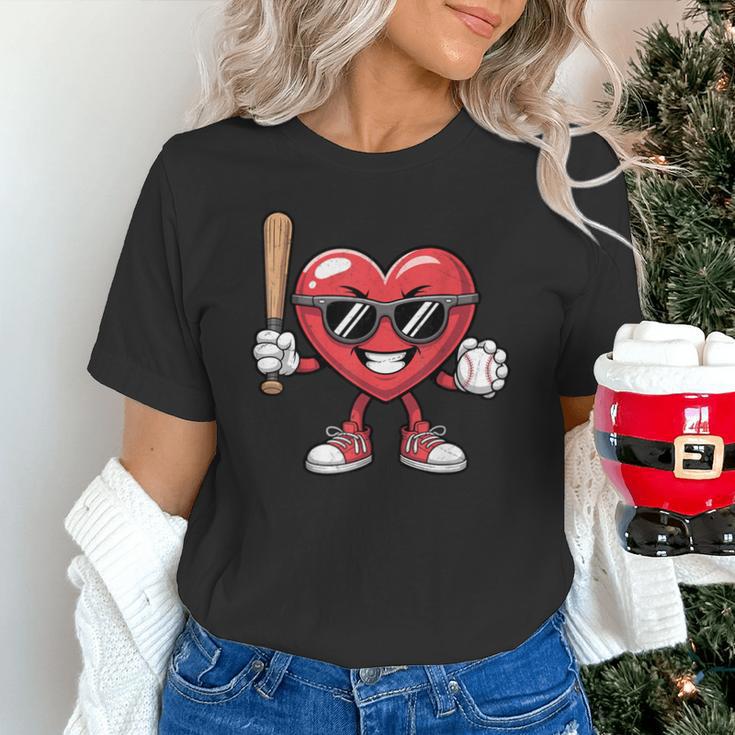 Valentines Day Heart Playing Baseball Boys Men Kids Girls Unisex T-Shirt Valentines Day Heart Playing Baseball Boys Men Kids Girls Unisex T-Shirt