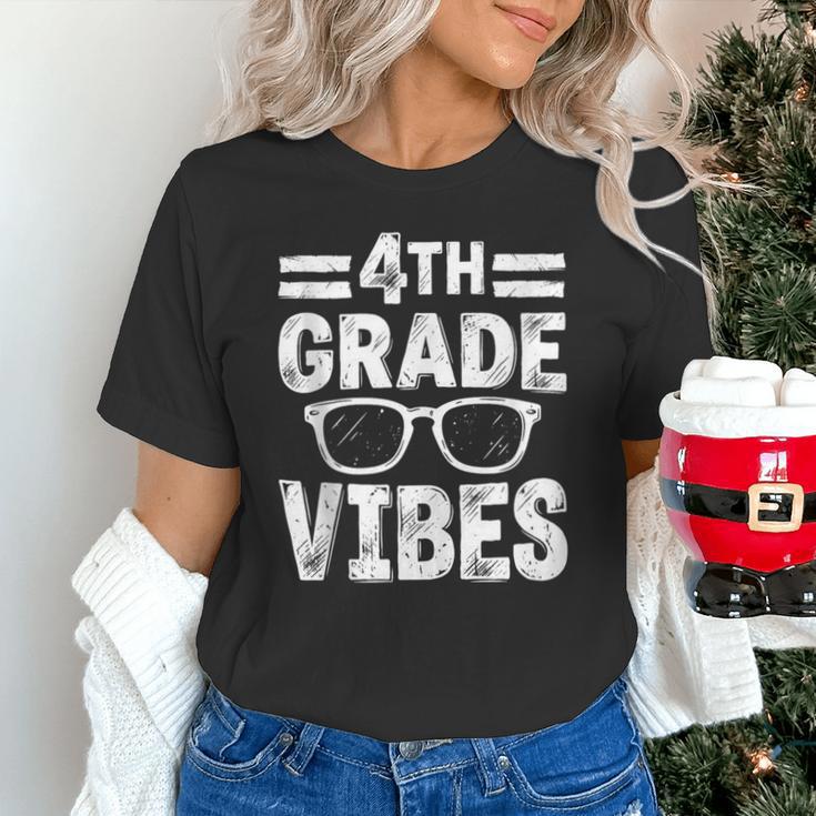 Vintage Fourth 4TH Grade Vibes Back To School First Day Kids Unisex T-Shirt Vintage Fourth 4TH Grade Vibes Back To School First Day Kids Unisex T-Shirt