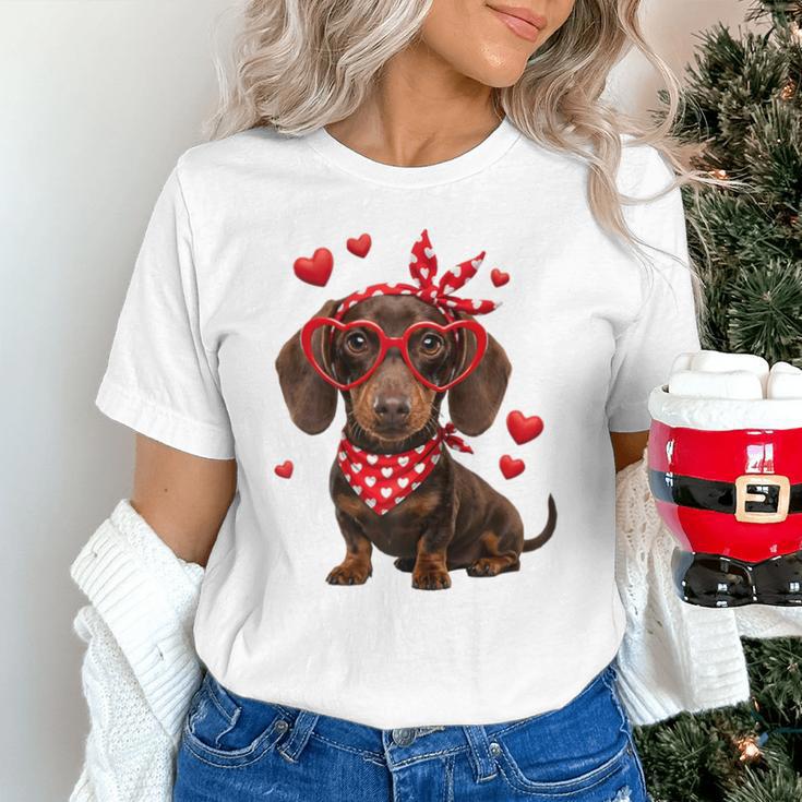 Dachshund Valentines Day Wiener Dog Lover Weenie Heart Raglan Baseball Tee Unisex T-Shirt Dachshund Valentines Day Wiener Dog Lover Weenie Heart Raglan Baseball Tee Unisex T-Shirt