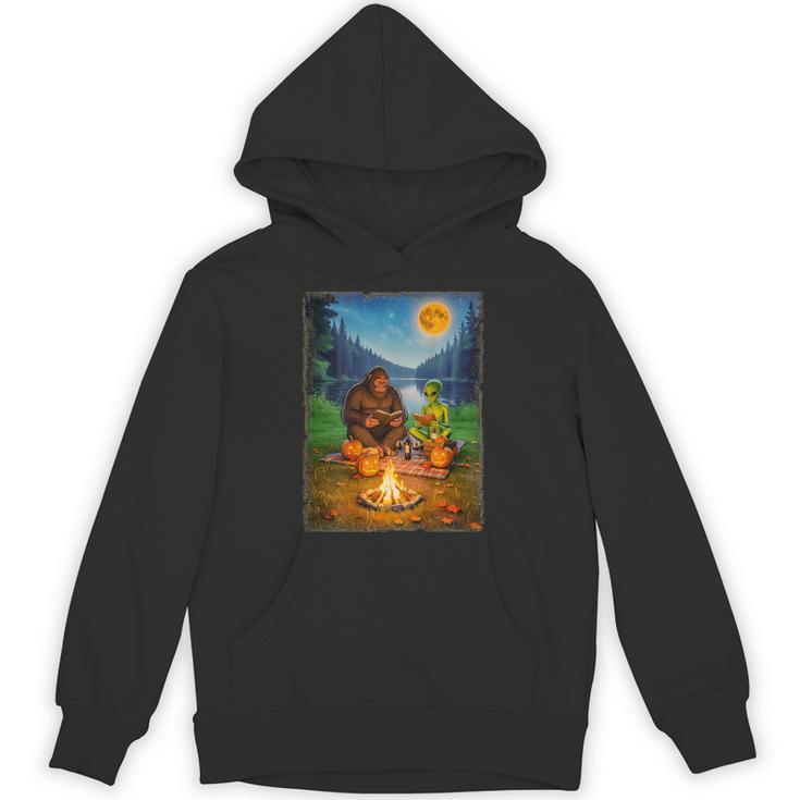 Bigfoot And Alien Reading Books Campfire Halloween Unisex Hoodie