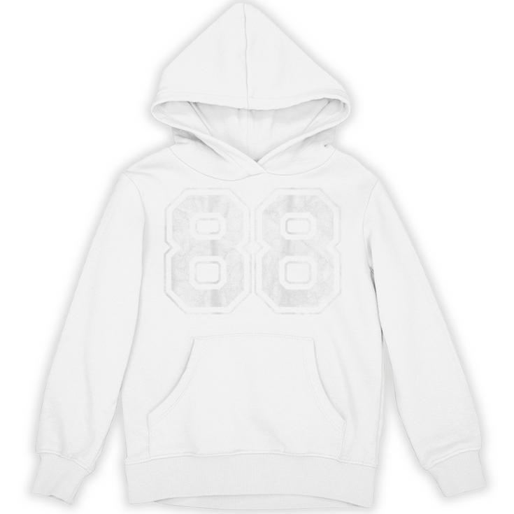 背中に88番 パーカー